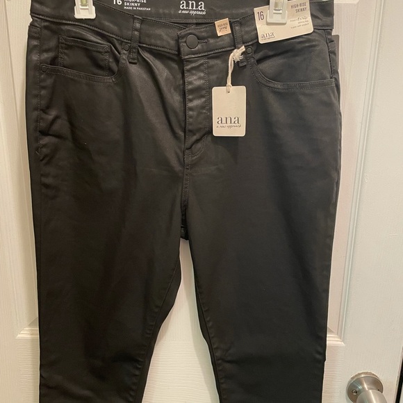 Black jeans - Picture 2 of 6